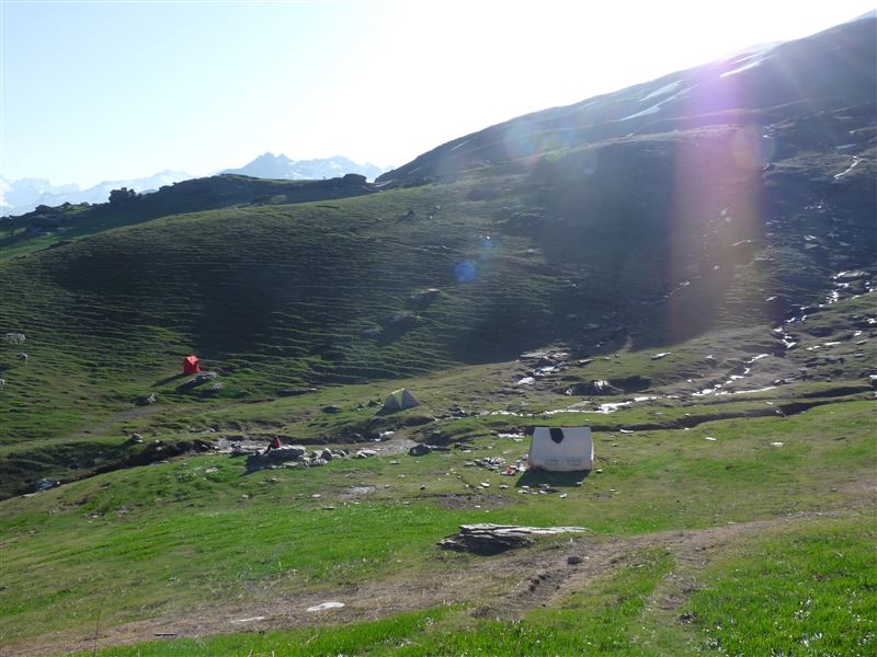 Hampta Circle Trek