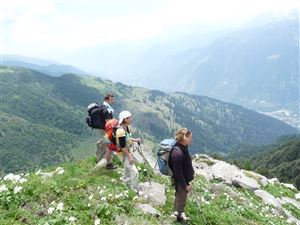 Hampta Circle Trek