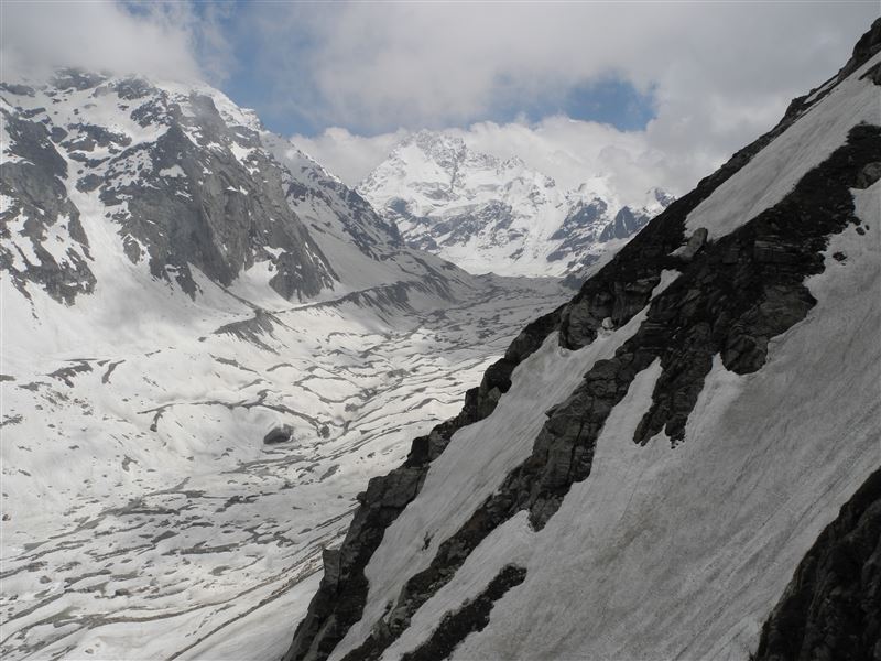 Hampta Pass Trek